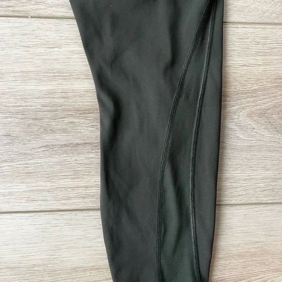 Lululemon Pink and Dark Olive Green Leggings- size 10 - Picture 7 of 11
